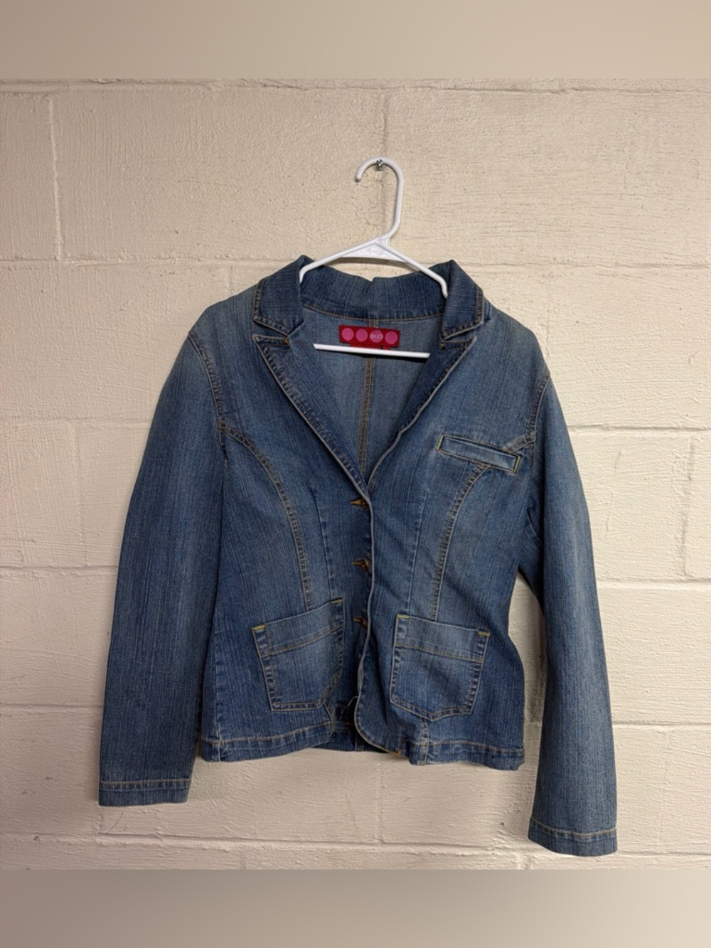 GLO Jean Jacket Womens Sz Large Blue Denim Long Sleeve Pockets‎